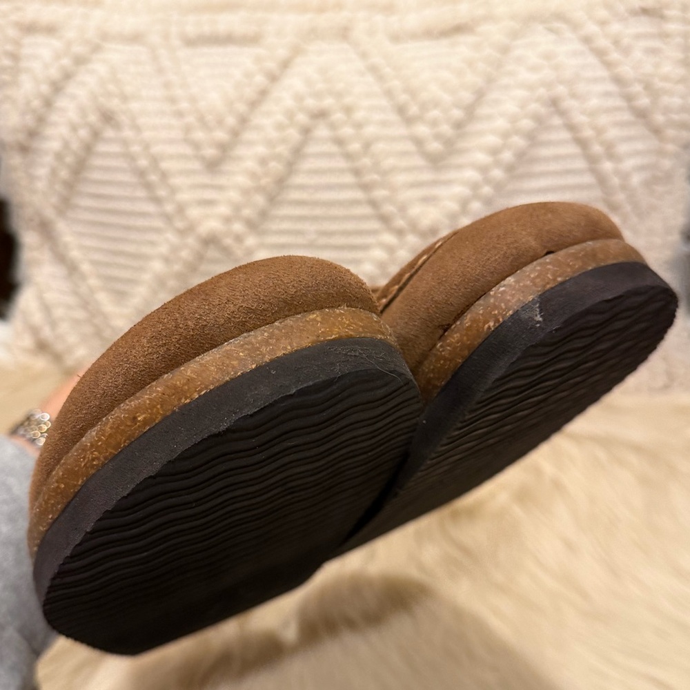 White Mountain Brinlee Clogs - Picture 5 of 6